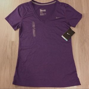 🍾 Nike Dri-Fit Training Tee Purple